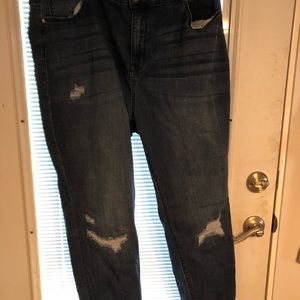 Avenue size 26 ankle stretch jeans